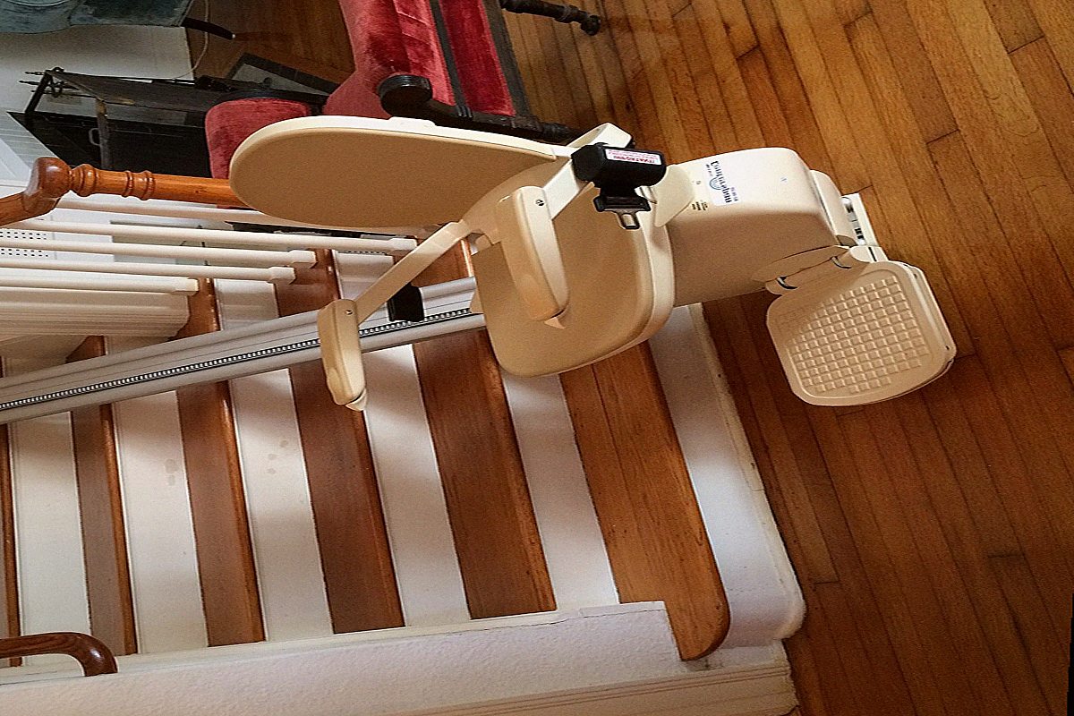 Monte escalier Castelnau-le-Lez — photo installation