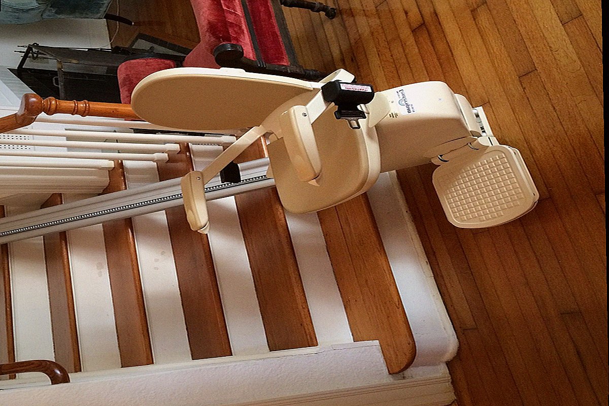 Monte escalier Colomiers — photo installation