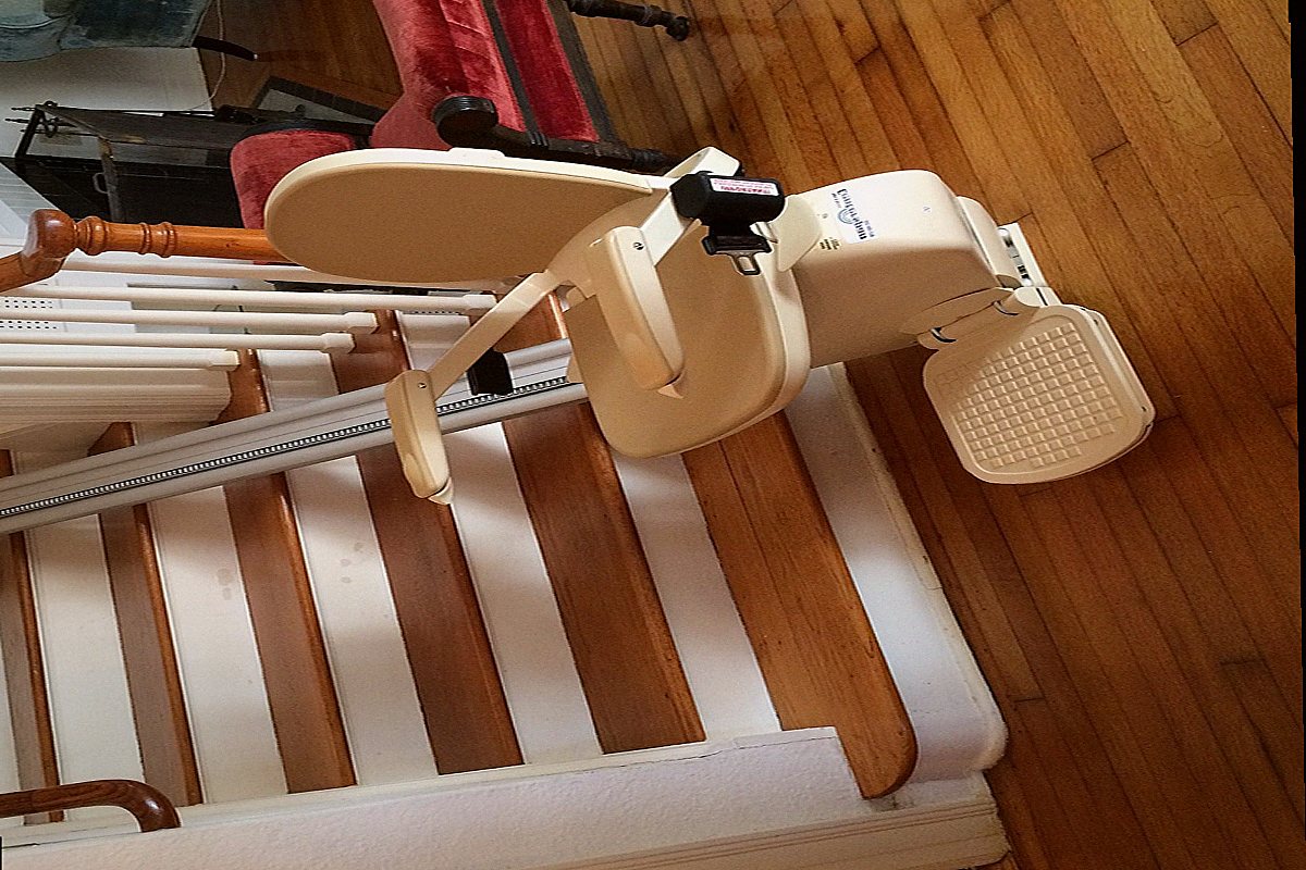 Monte escalier Eure-et-Loir — photo installation