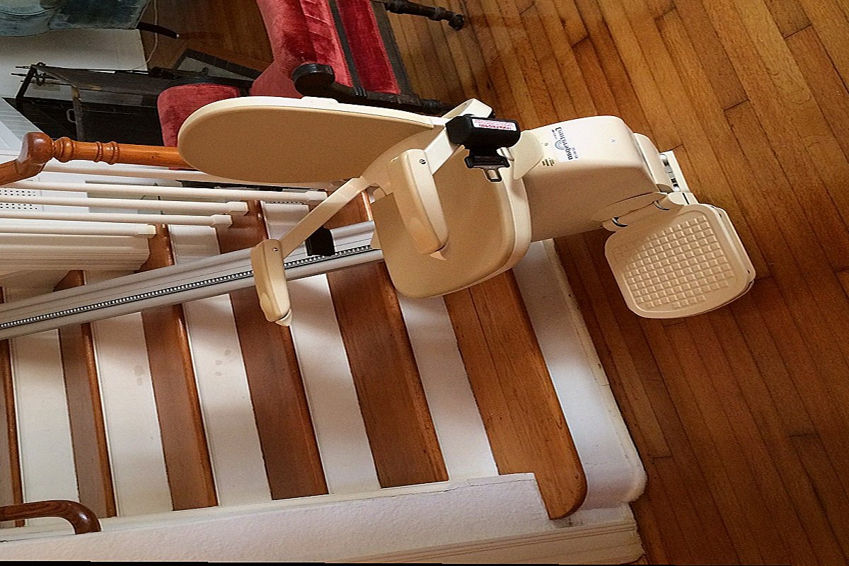 Monte escalier Bastia — photo installation