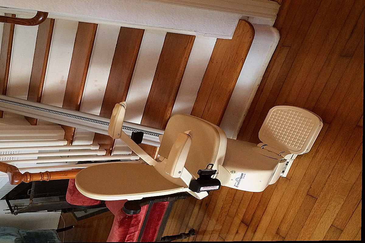 Monte escalier Puteaux — photo installation